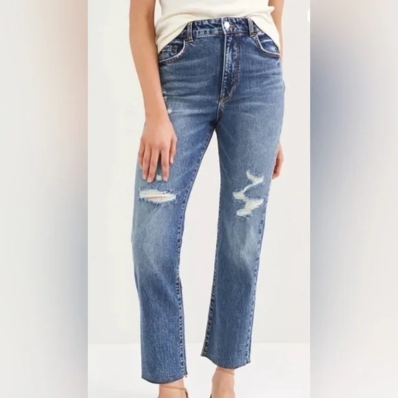 Anthropologie Pilcro The Vintage Straight Medium Wash Distressed Jeans Size 26 - Picture 1 of 11